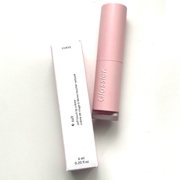 GLOSSIER G Suit Soft Touch Lip Creme CURVE - Picture 8 of 11